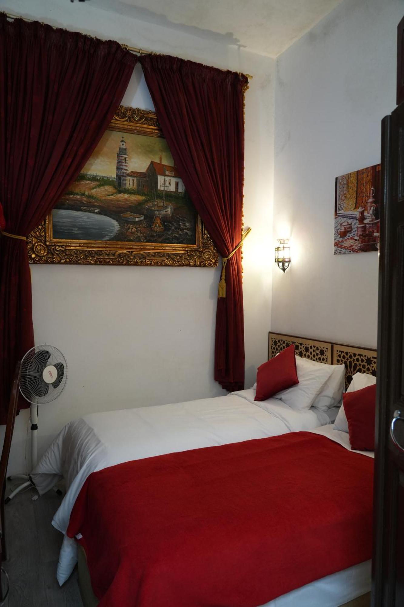 Dar Essaki 1886 Hotel Tanger Kültér fotó